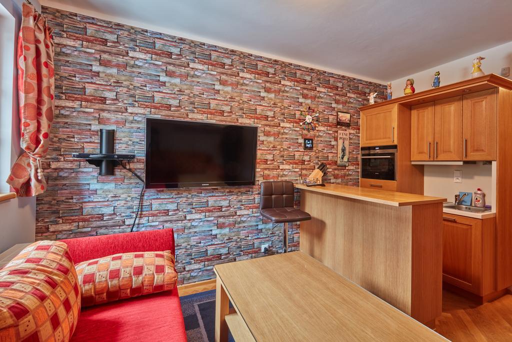 Apartman U Vleku Javor بيتس بود سنيزكو الغرفة الصورة
